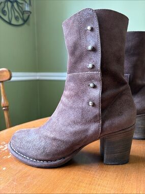 Authentic Florentini + Baker Boots. 
Italian Handmade LUXURY. 
Handcrafted Boots